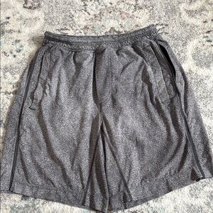 Lululemon Pace Breaker Short 9" in Carbon Mist Alpine White Graphite Grey